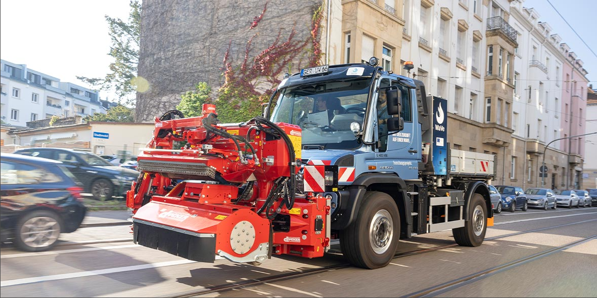 Read more about the article WaVe – UNIMOG leaves plant and hits the road for a test drive including mowing operation